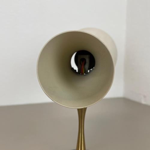 Brass and Metal Diabolo Theatre Wall Light in the style of Gio Ponti and Stilnovo, Italy, 1950s For Sale - Image 16 of 18