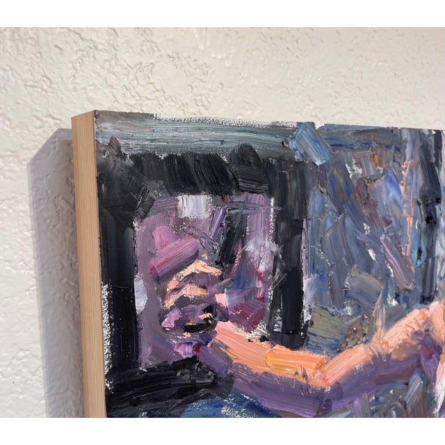 Contemporary Regards by Clyde Steadman | Oil Painting of a woman holding a phone in a blurred background For Sale - Image 3 of 3