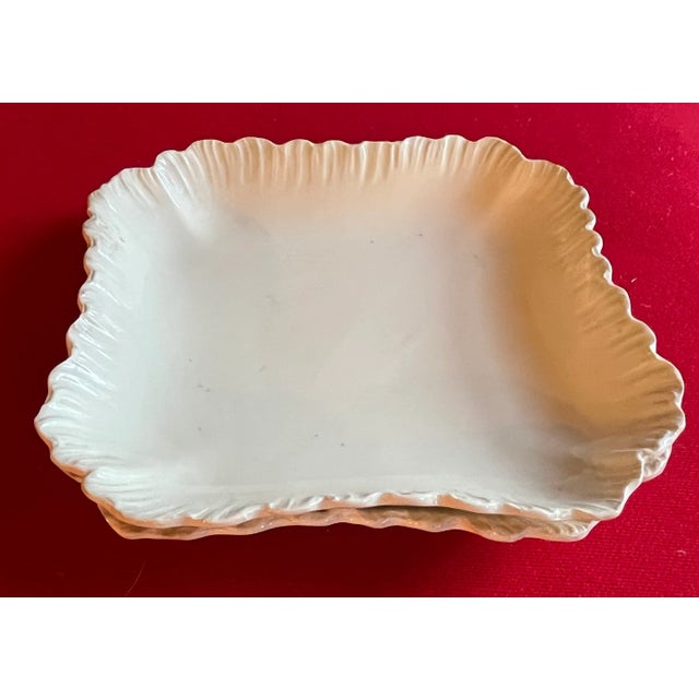 Wedgwood Antique 18th Century English Rococo Wedgwood Creamware Shell Edge Square Serving Dishes or Bowls - a Pair For Sale - Image 4 of 12