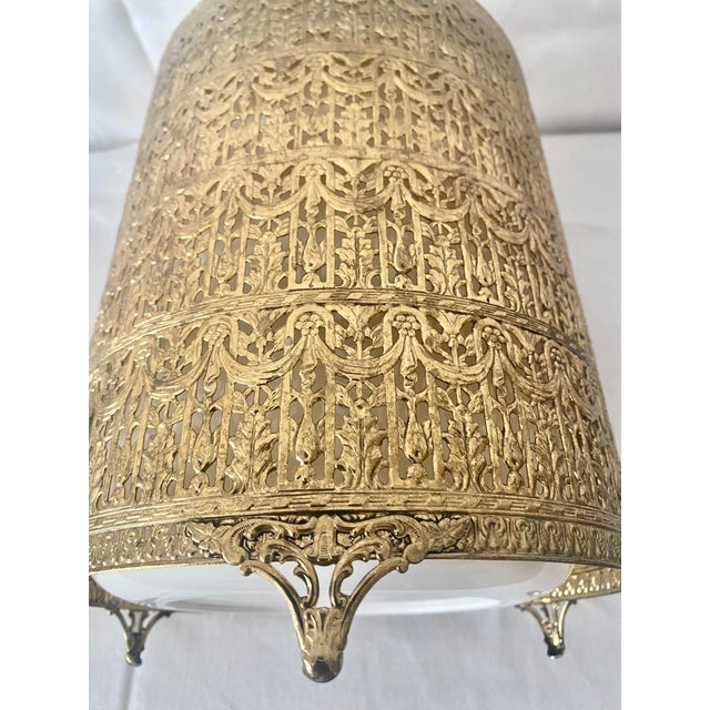 Gold Vintage Hollywood Regency Gold Tone French Drape Filigree Wastebasket Ormolu Pierced Metal For Sale - Image 8 of 15