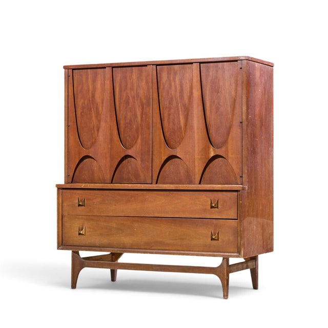 Mid-Century Modern Broyhill Brasilia Mid Century Walnut and Brass Gentleman Chest Dresser For Sale - Image 3 of 9