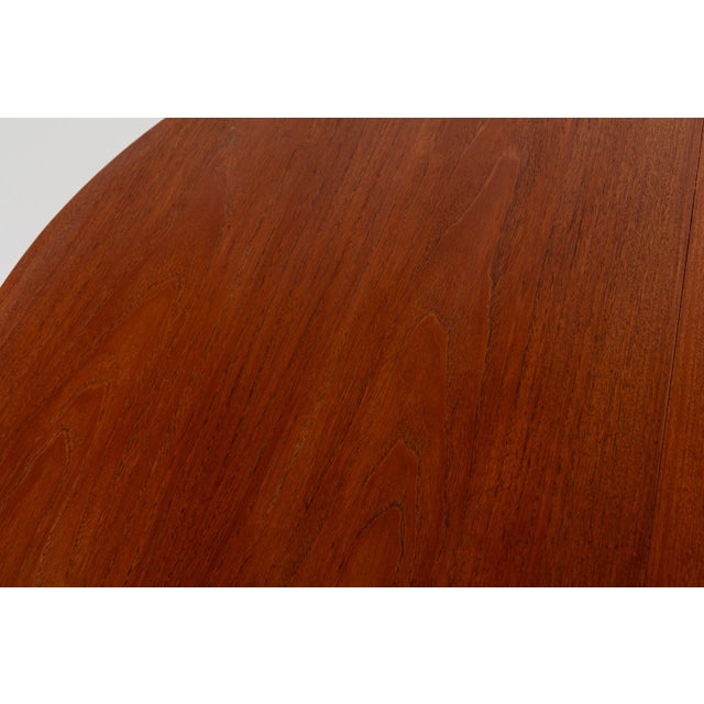 Mid-Century Modern Teak Dining Table with Two Extendable Leaves from H.P. Hansen, 1960s For Sale - Image 15 of 18