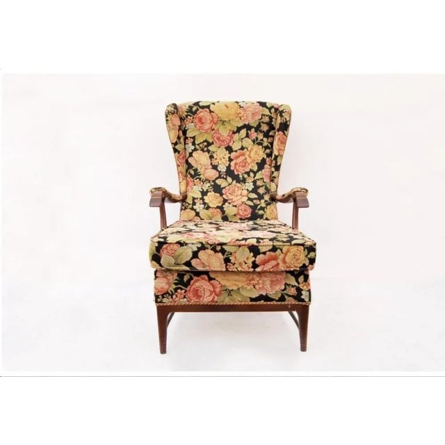 This Italian armchair by Paolo Buffa was made in the 1940s. The particularly comfortable piece of furniture catch the eye...
