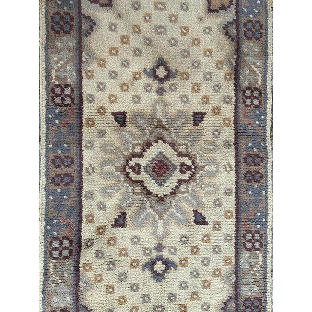 Early 20th Century European Rug from Bobyrugs, 1930s For Sale - Image 10 of 13