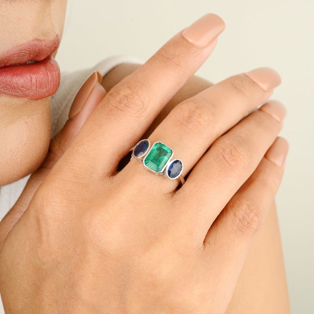 Unique Blue Sapphire and Emerald Wedding Ring for Her Size 5 For Sale - Image 4 of 11