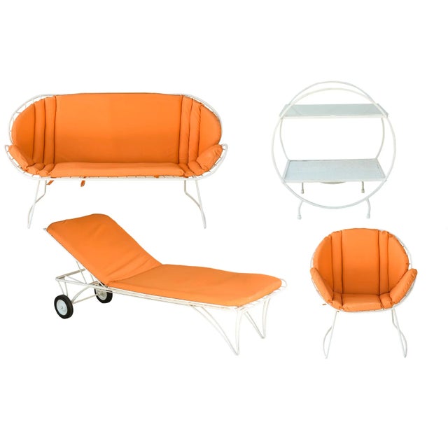Vintage 1960's White Painted Iron Garden and Patio Furniture Style of Salterini Set of 4 For Sale - Image 13 of 13