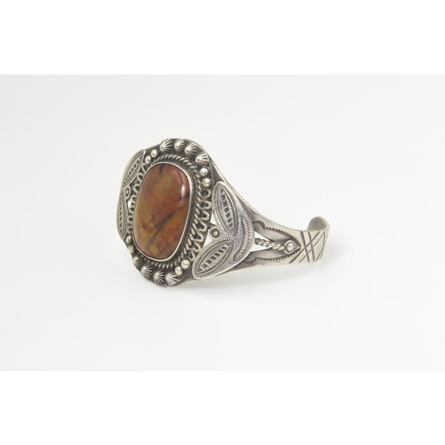 Vintage Southwestern Native American Style Petrified Wood Sterling Silver Cuff Bracelet For Sale - Image 4 of 9