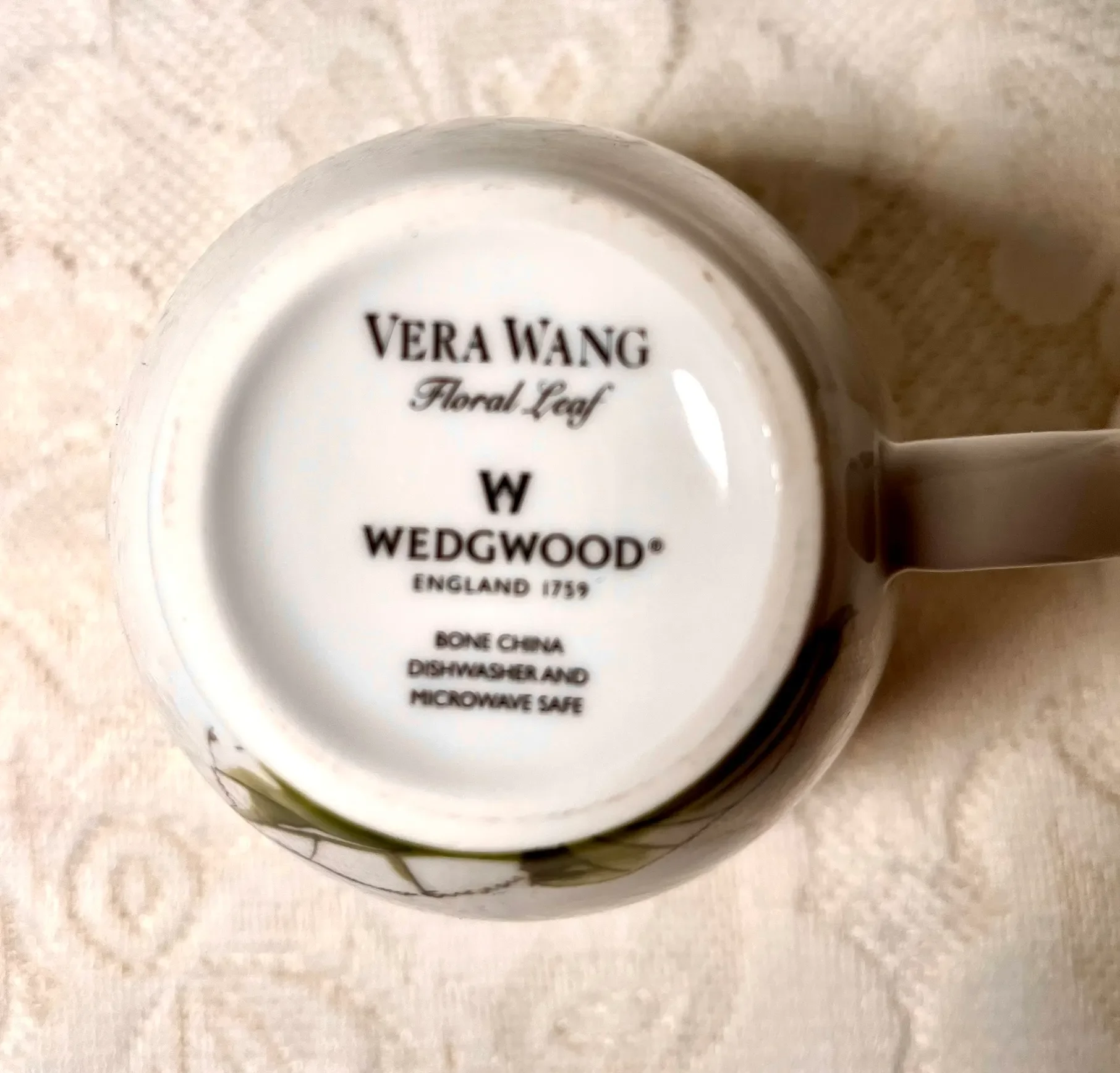 Wedgwood Vera Wang Floral Leaf Mug - Set of 2, Green, Outlined