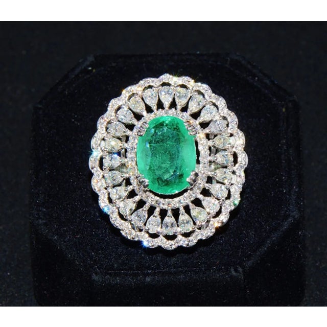 Early 21st Century GIA Certified Natural 13.1CTS Colombian Emerald VS F Diamond 18K Solid Gold Cocktail Dome Ring, size 6.25 For Sale - Image 5 of 5