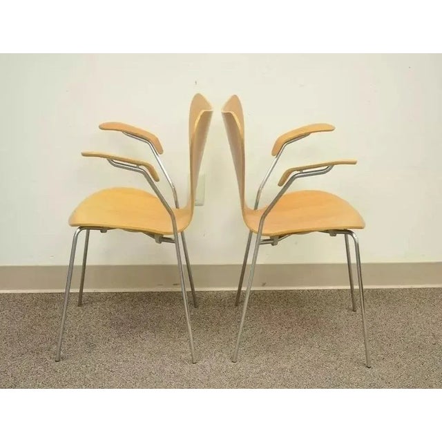 Late 20th Century Fritz Hansen Arne Jacobsen Knoll Series 7 Danish Teak Arm Chairs A - Pair For Sale - Image 11 of 12