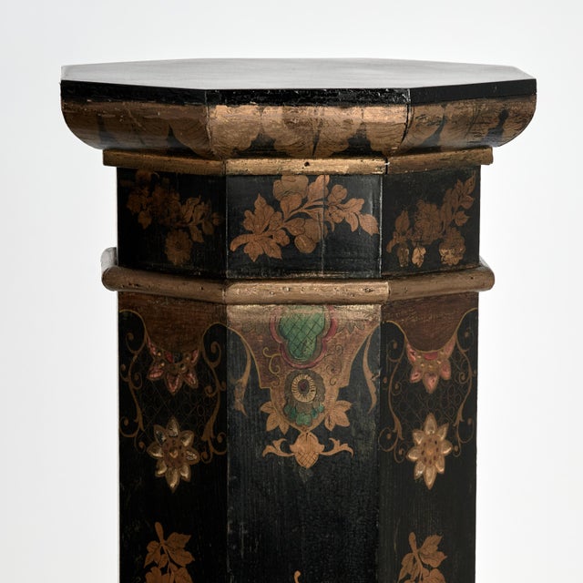 Late 19th Century Pair of Antique English Chinoiserie Pedestals For Sale - Image 5 of 11