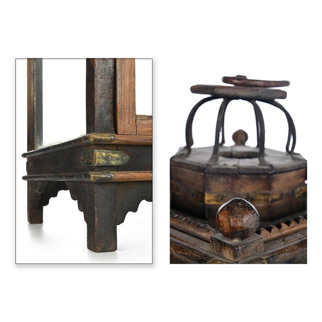 Small Patinated Wood Central Showcase For Sale - Image 4 of 5