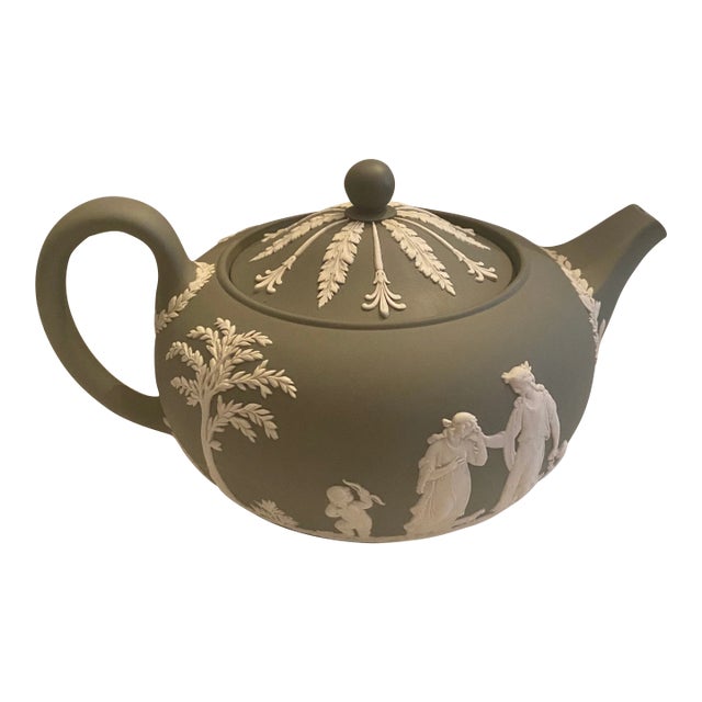 Vintage Wedgwood Sage Green Jasperware Teapot 1955 Glazed Interior Mint Interior For Sale