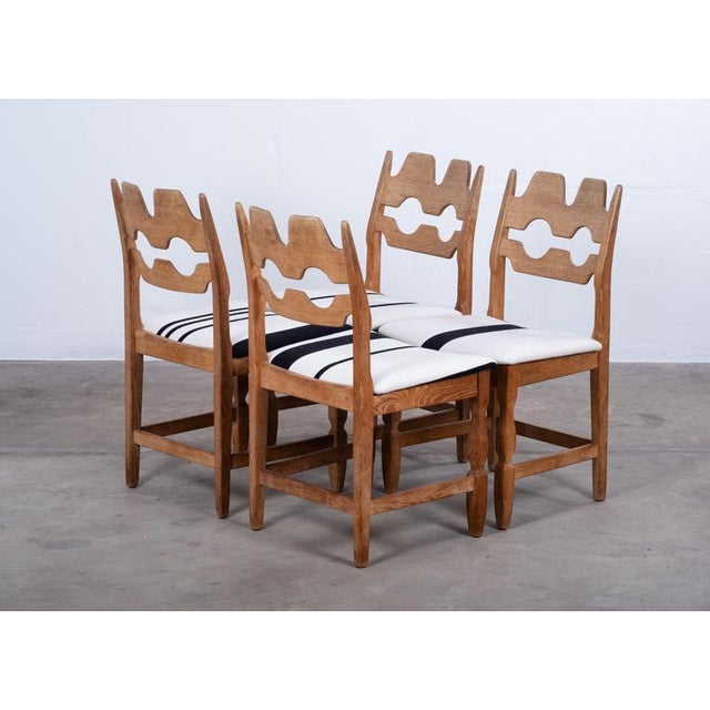 Vintage Razor Blade Oak Dining Chairs by Henning Kjærnulf, 1960s, Set of 4 For Sale - Image 4 of 10