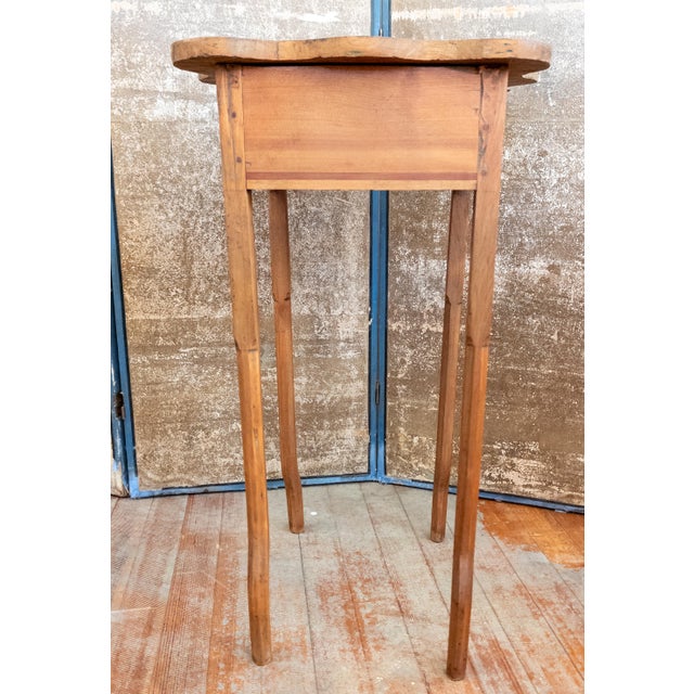 Tan 19th Century Unusual American Shaker Style Accent Table or Stand For Sale - Image 8 of 16