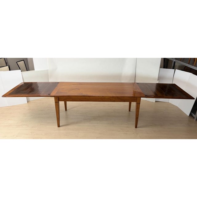 French Biedermeier Table in Cherry Wood, 1820 For Sale - Image 4 of 18