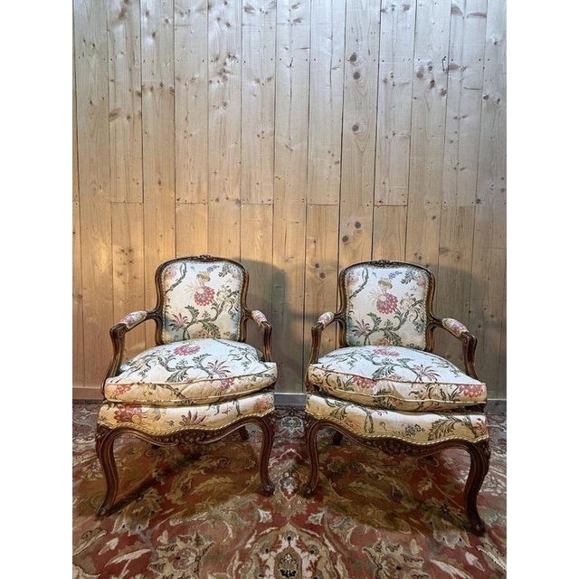 Louis Xv Style Armchairs Upholstered in Floral Fabric, Set of 2 For Sale - Image 4 of 9
