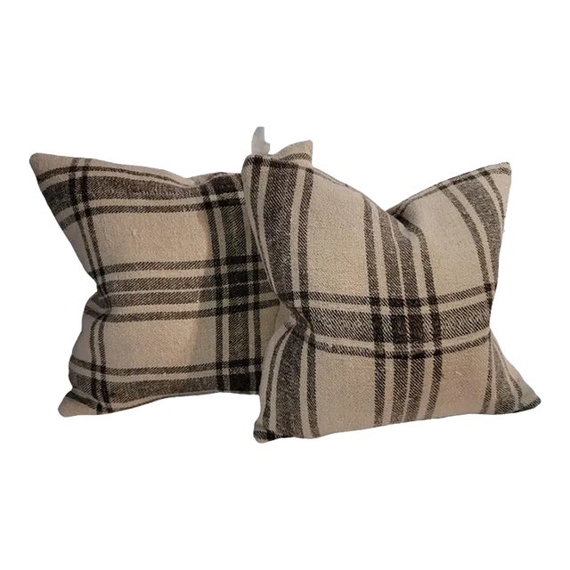 19thc Plaid Homespun Linen Pillows, Pair For Sale