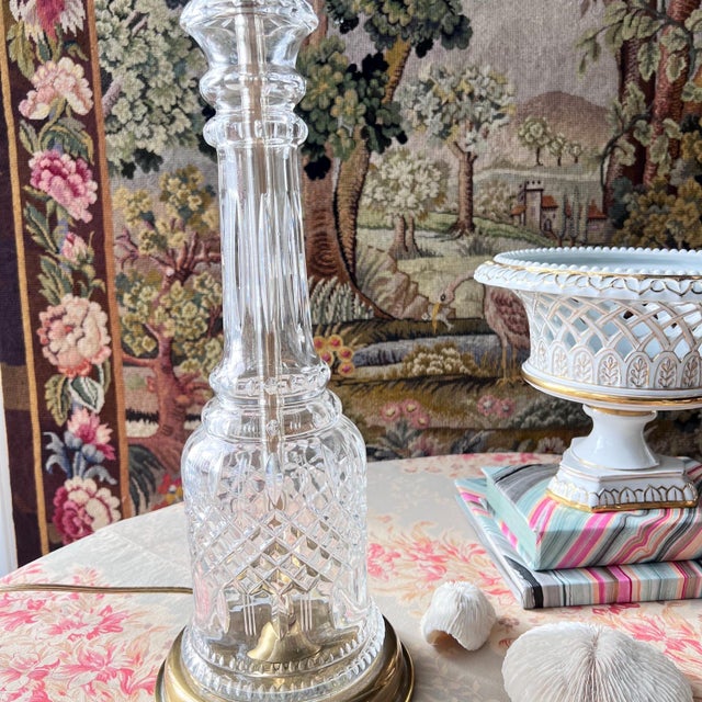 Transparent Vintage Frederick Cooper Chicago crystal table lamp // cut crystal // designer lamp // luxury interior design // 1980’s crystal lamp For Sale - Image 8 of 9