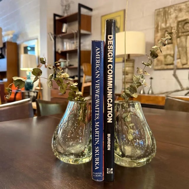 Mid-Century Modern Bullicante Glass Bookend Vases by Carl Erikson - a Pair For Sale - Image 4 of 9