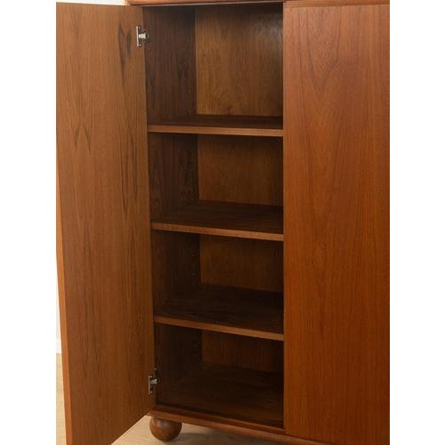Danish Wood Dresser, 1960s For Sale - Image 6 of 9