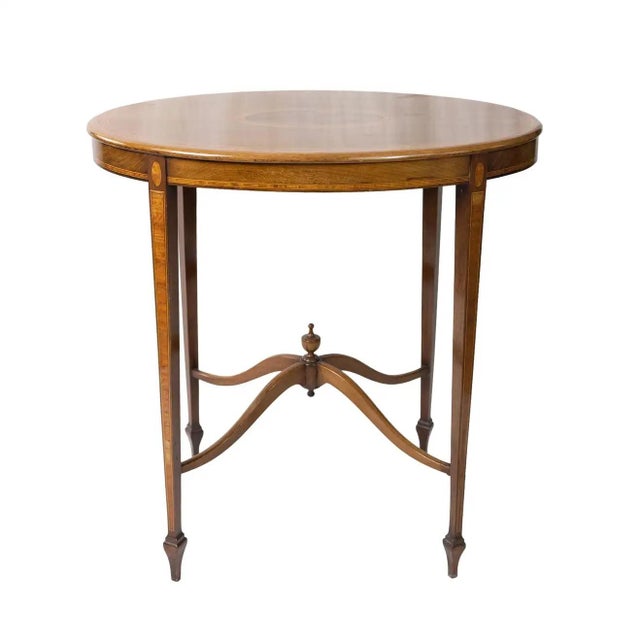 Traditional Figured Mahogany and Satinwood-Inlaid Oval Occasional Table, English, Ca. 1890 For Sale - Image 3 of 10