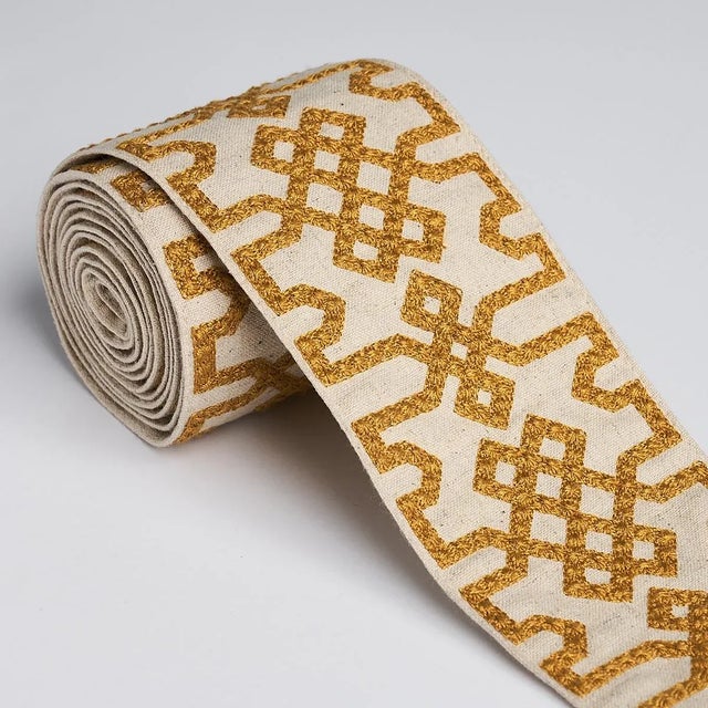Schumacher Sample - Schumacher Knotted Trellis Tape in Ocher E on Unbleached For Sale - Image 4 of 5