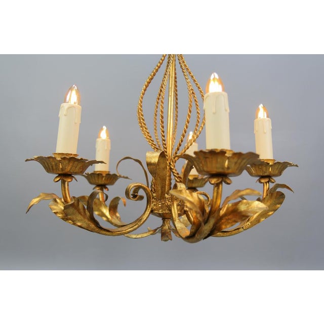 Italian Hollywood Regency Style Five-Light Chandelier in Gilt Metal, 1970s For Sale - Image 6 of 18