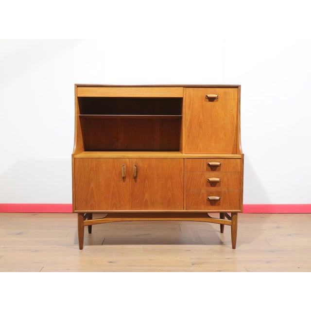 Mid Century Modern Vintage Teak Buffet Short Credenza by G Plan Danish Style For Sale - Image 14 of 15