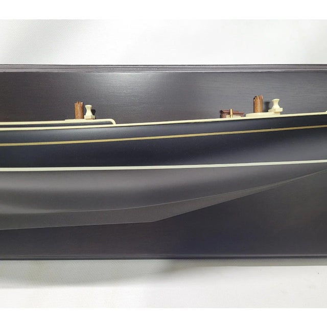 Half Model of the Fishing Schooner Bluenose For Sale - Image 9 of 12
