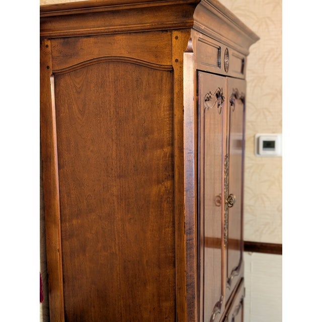 Wood 1980s Henredon French Provincial Carved Wood Illuminated Armoire Brand For Sale - Image 7 of 11