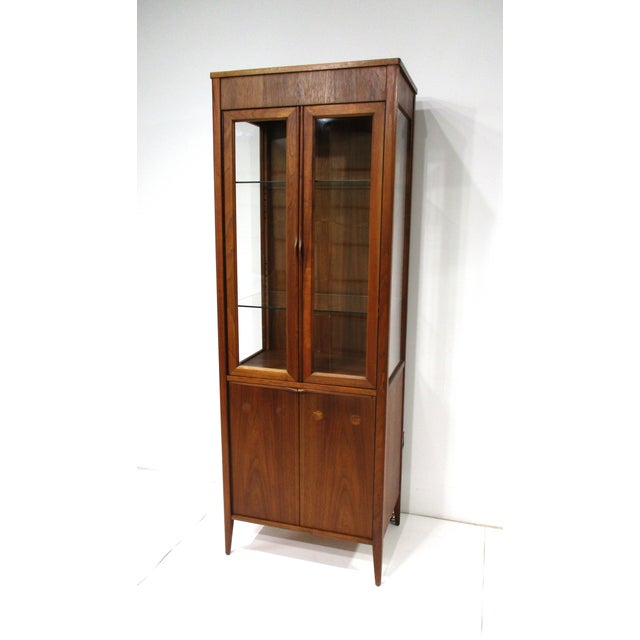 Mid Century Tall Walnut Curio Display Cabinet in the Style of Danish Modern For Sale - Image 18 of 18