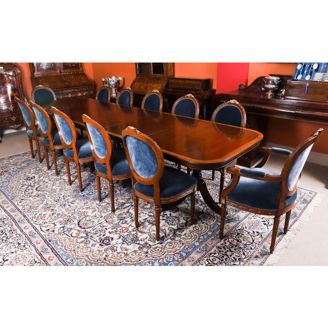 Vintage Regency Revival Triplepillar Crossbanded Dining Table, 20th Century For Sale - Image 4 of 18