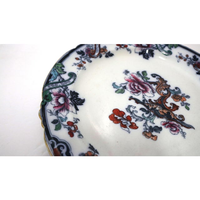 1920s Cauldon English Platter with Fluted Edges For Sale - Image 5 of 8