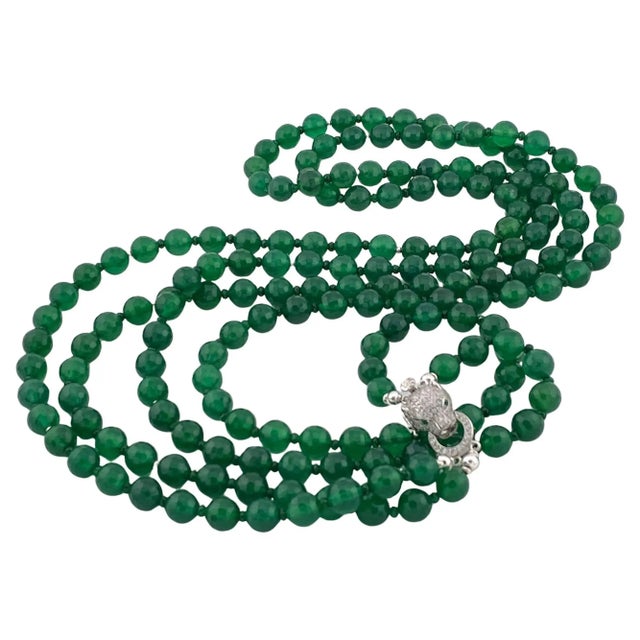 Art Deco Green Onyx Double-Strand Necklace With Sterling Silver Leopard Clasp For Sale - Image 3 of 5