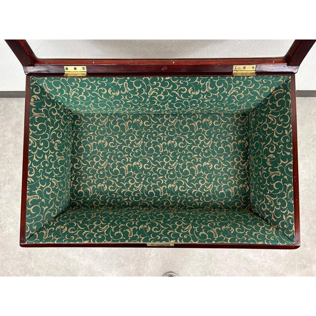 Art Deco Mahogany Bijouterie Display Cabinet Table, 1930s For Sale - Image 13 of 15