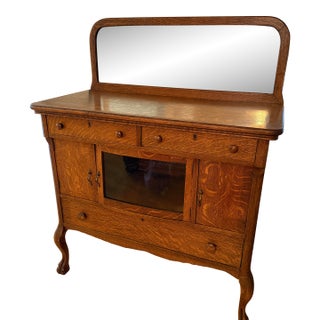 Antique Quarter-Sawn Oak Sideboard / Buffet With Mirror — Early 1900s For Sale