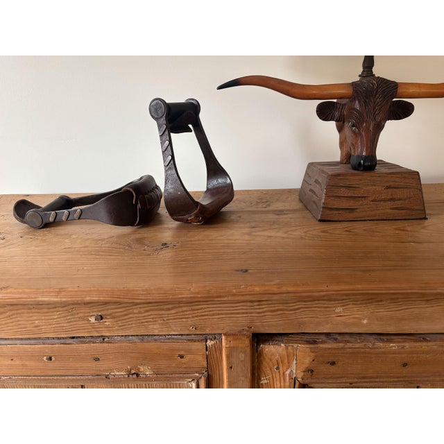 English Vintage Custom Forged Iron and Copper Western Horse Saddle Stirrups, Set of 2 For Sale - Image 3 of 9