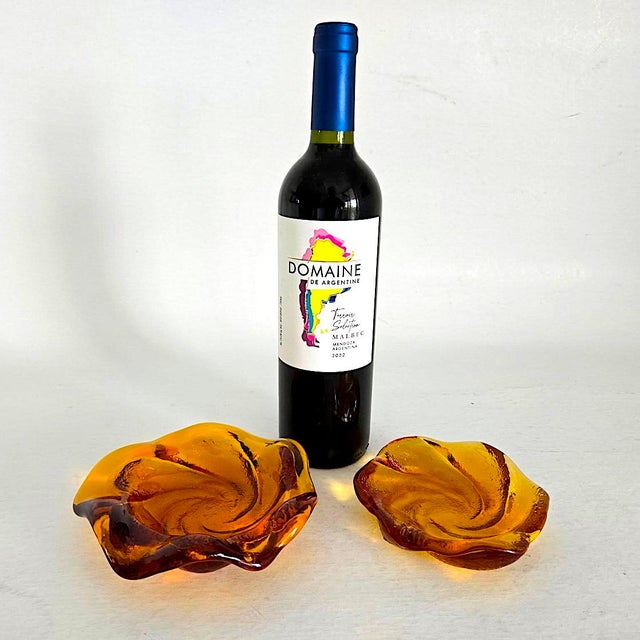 Glass 1960s Hand Blown Fenton Glass Rose Swirl Ashtray/Catchalls, Set of 2 For Sale - Image 7 of 11