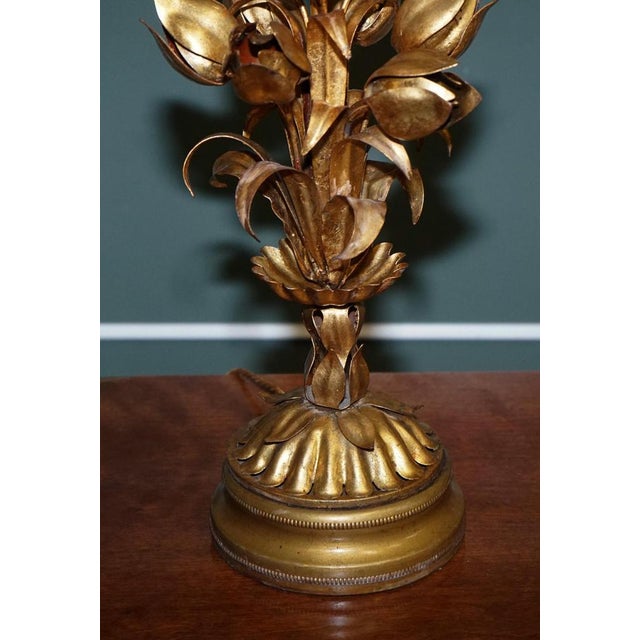 Metal Italian Hollywood Regency Gilt Tulip and Lotus Table Lamp, 1950s For Sale - Image 7 of 11