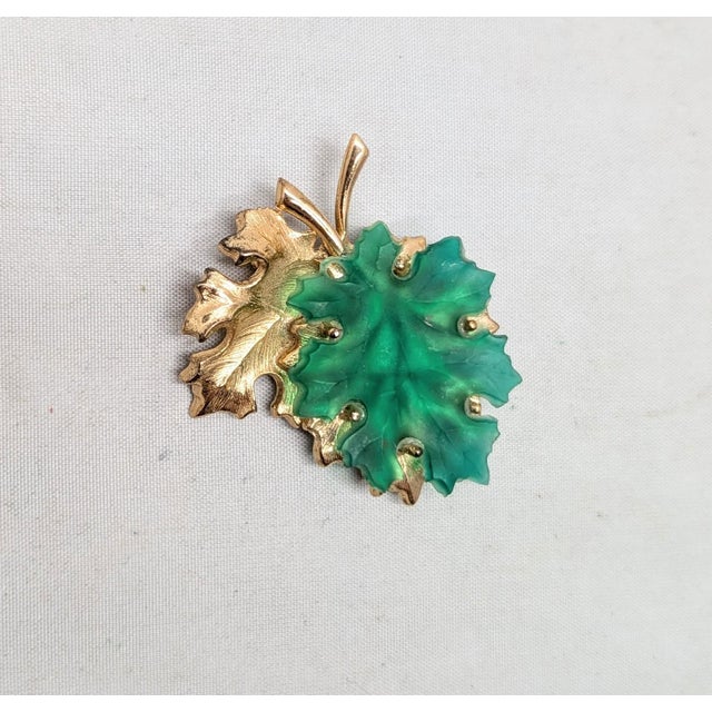 Napier Vintage Signed Napier Goldtone Over Sterling & Green Glass Leaves Brooch For Sale - Image 4 of 6