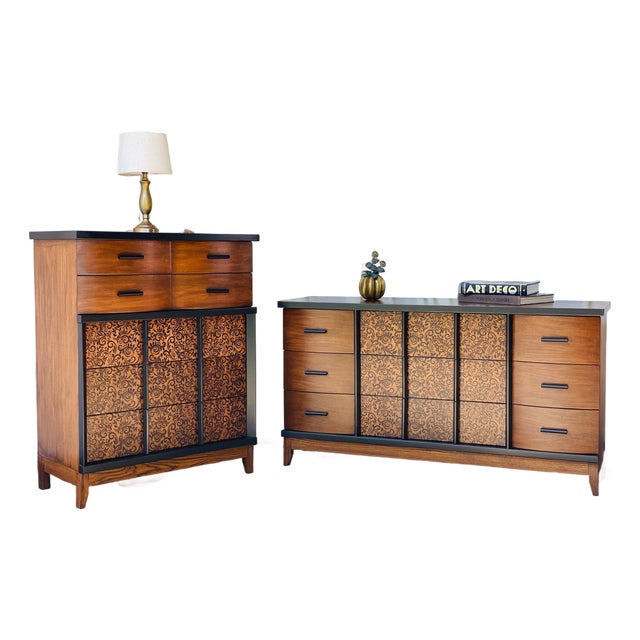 Mid-Century Modern Vaughan Bassett Walnut & Custom Oak Dresser Set For Sale