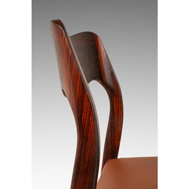 Set of Six ( 6 ) Model 55 and Model 71 Dining Chairs in Rosewood by Niels Møller for j.l. Møllers Møbelfabrik, Denmark, 1960's For Sale - Image 13 of 18