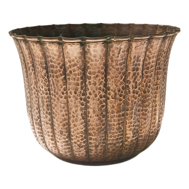 Round Embossed Copper Vase in the style of Egidio Casagrande, Italy, 1950s For Sale