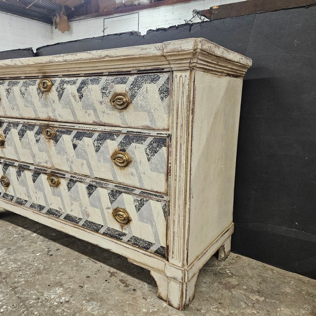 Large white, black, and gray Hand Painted 3 Drawer Italian Style Fluted Column Chest of Drawers