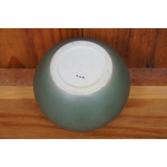 Gray Antique Rookwood 1908 VIII Olga Geneva Reed 622 Green Pot Bowl For Sale - Image 8 of 10