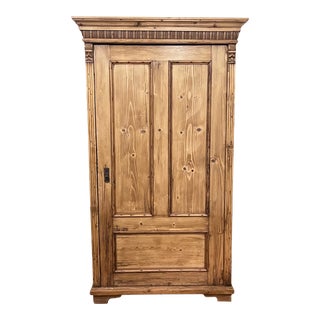 Early 20th Century European Pine Armoire For Sale