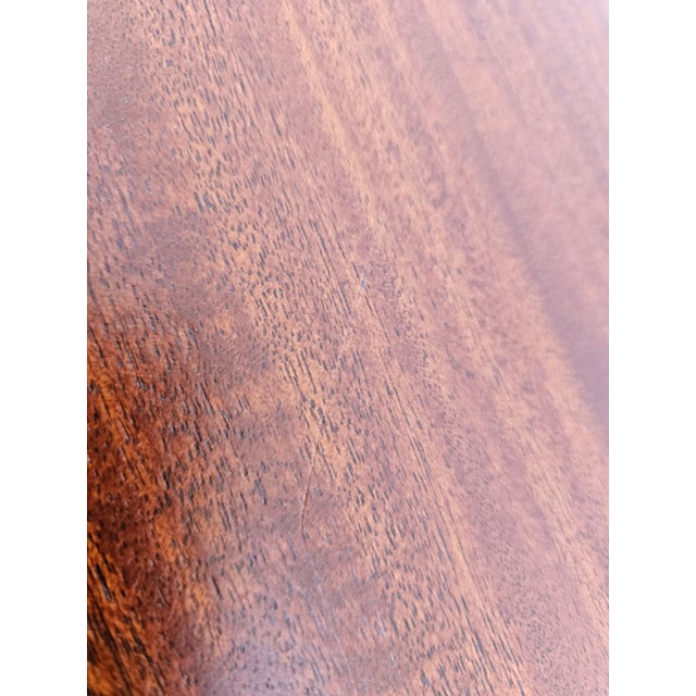 Early 20th Century Georgian Style Oval Mahogany Side Table For Sale - Image 17 of 18