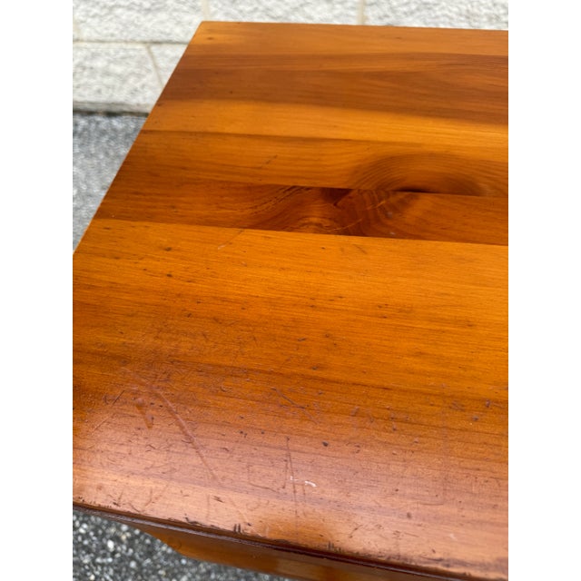 Wood 1950’s Mid Century Franklin Shockey Sculptural Pine 3 Drawer Nightstands - a Pair For Sale - Image 7 of 10