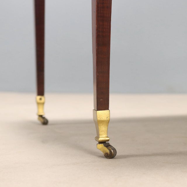 Small English Table in Mahogany For Sale - Image 9 of 13